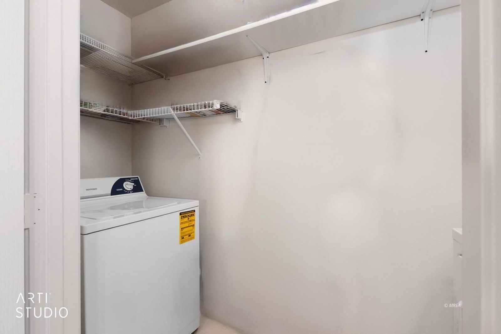 470  Turtle Back Rd #5C