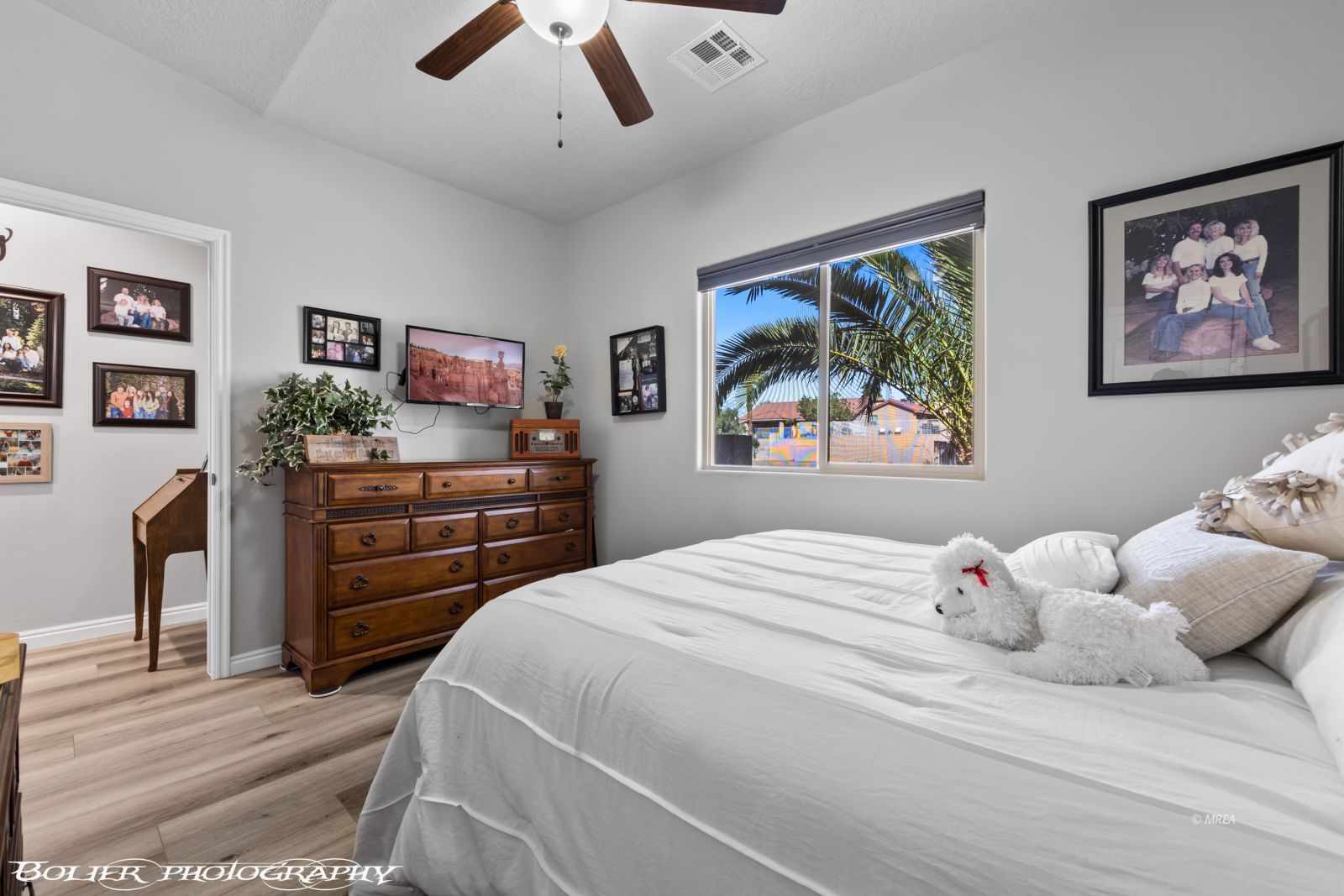 672  Mountain View Dr