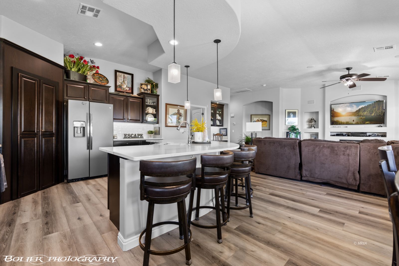 672  Mountain View Dr