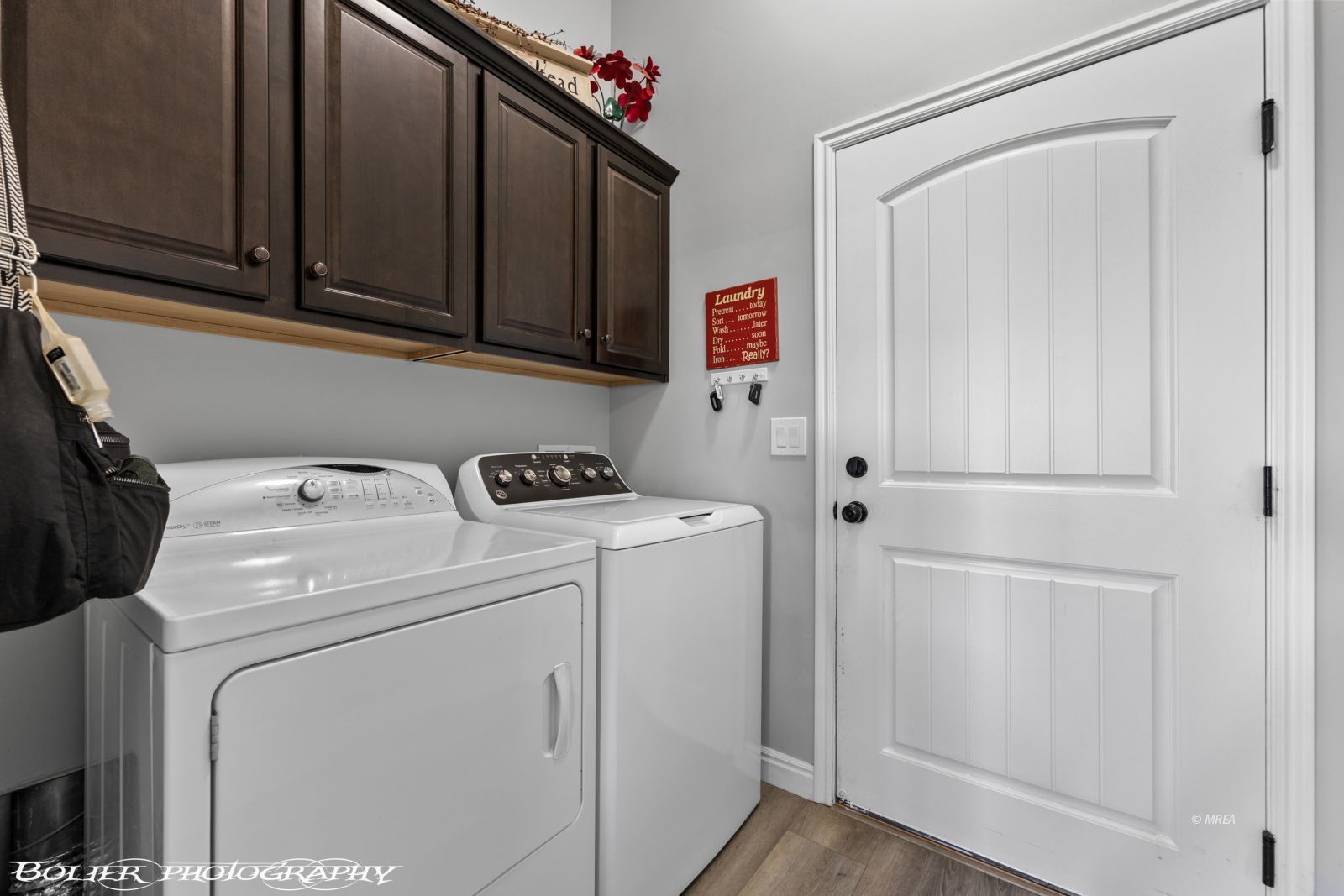 672  Mountain View Dr