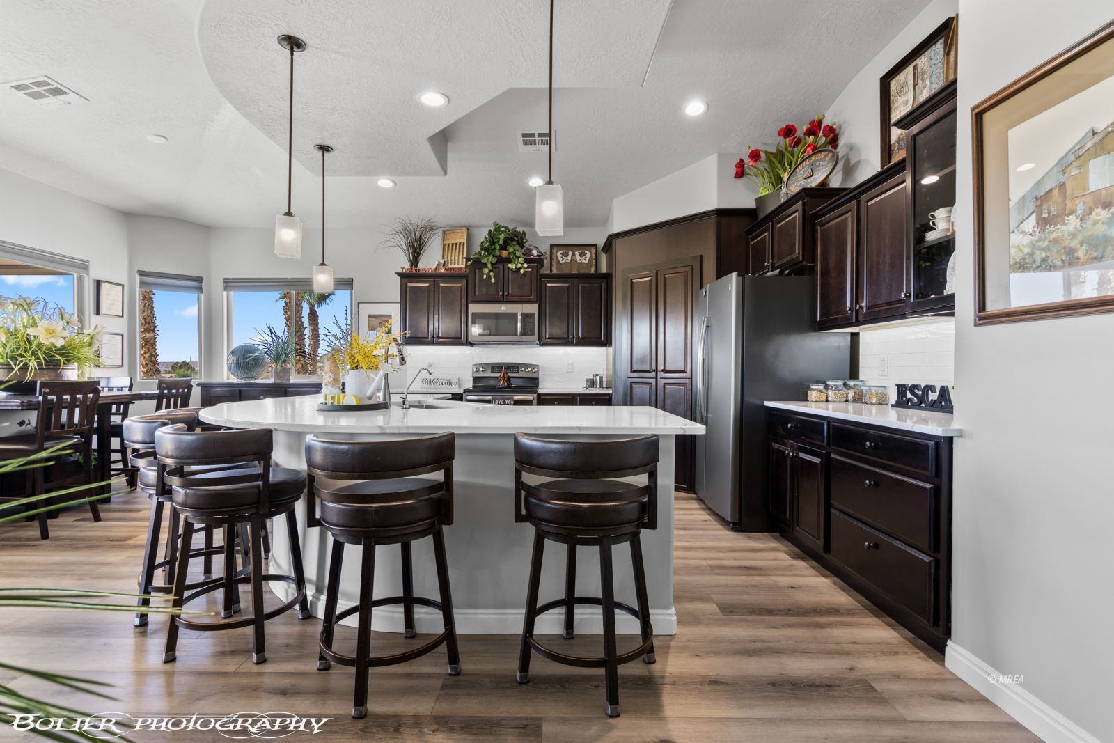 672  Mountain View Dr