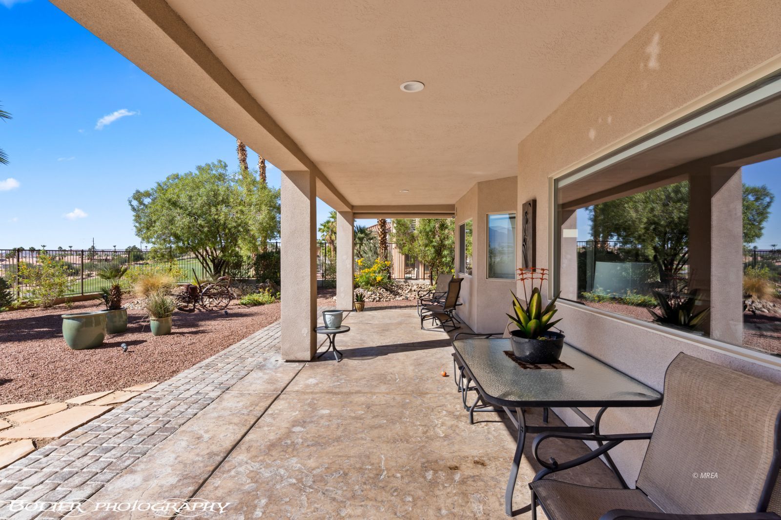 672  Mountain View Dr