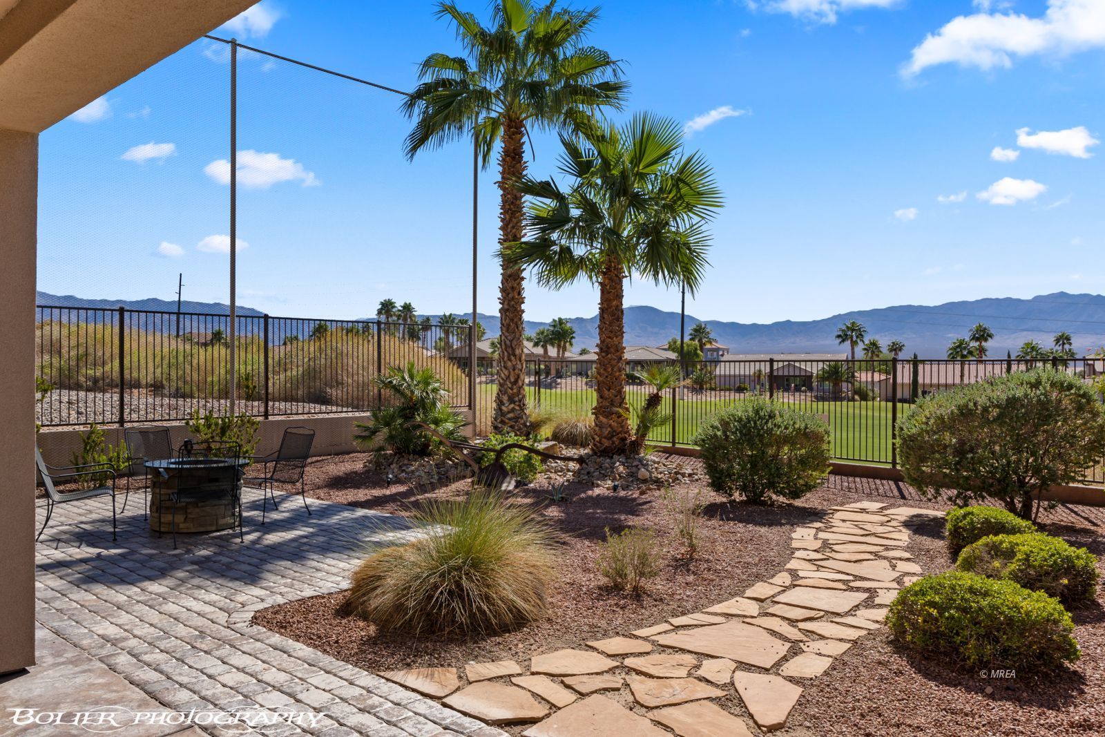 672  Mountain View Dr