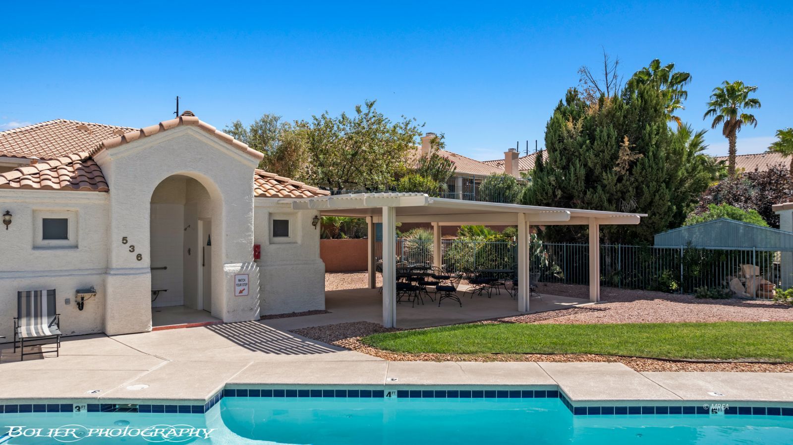 442  Crystal Canyon Dr