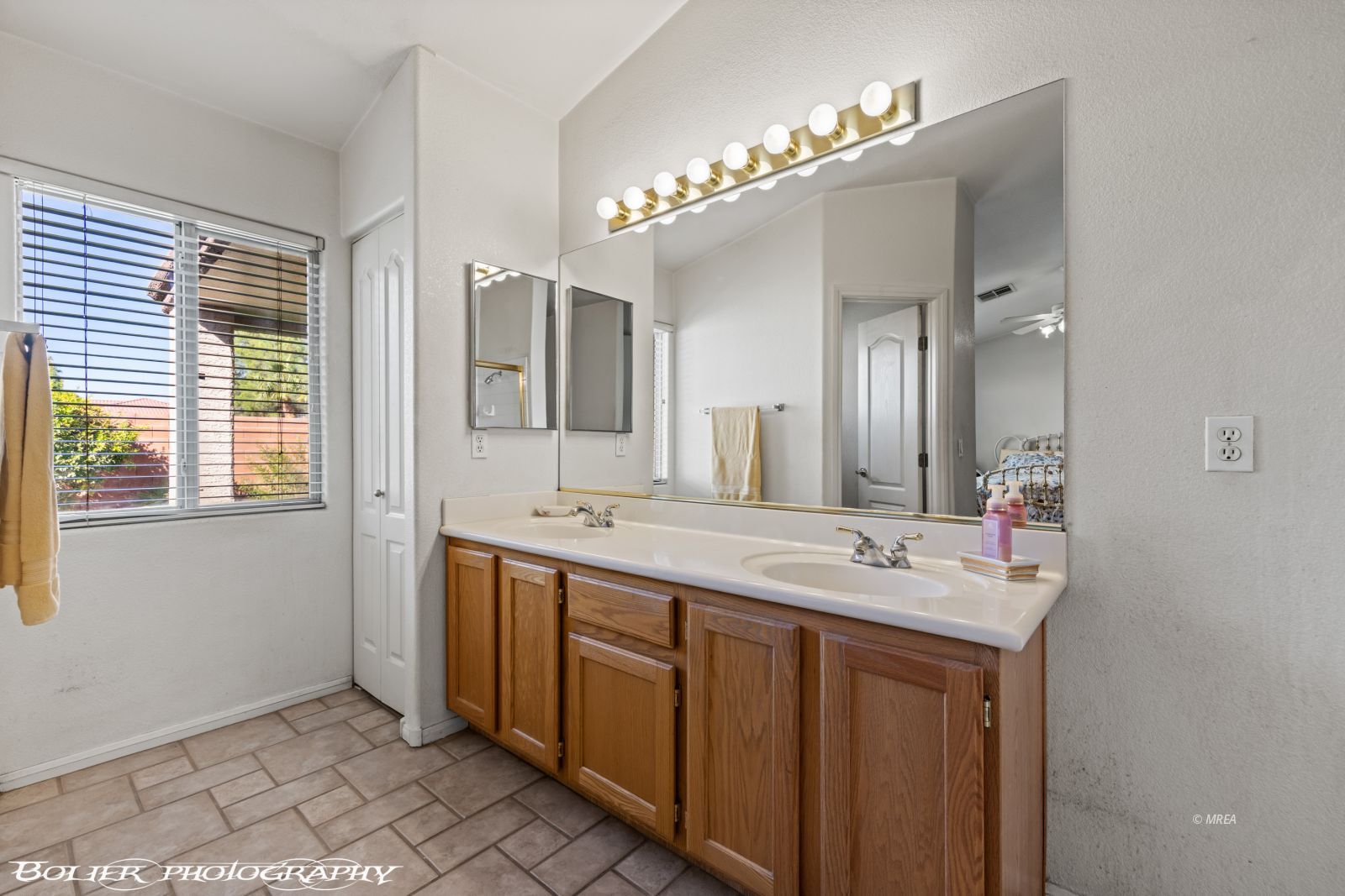 1265  Quicksilver Way