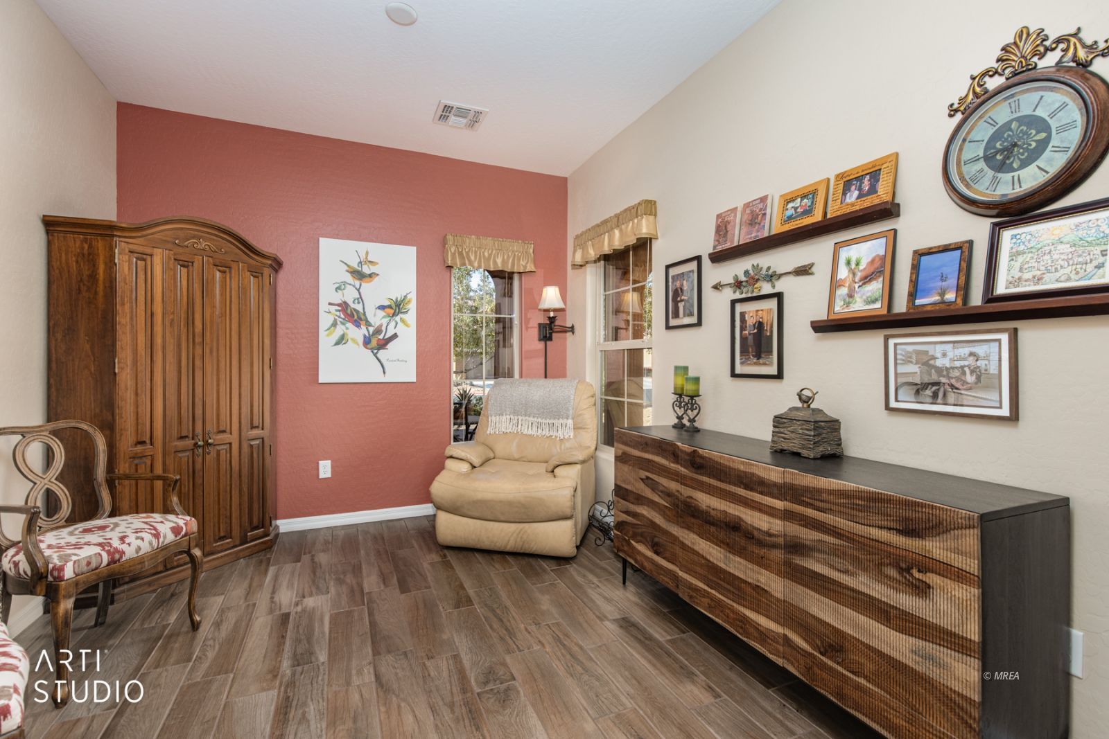 790  Country Grove Ln