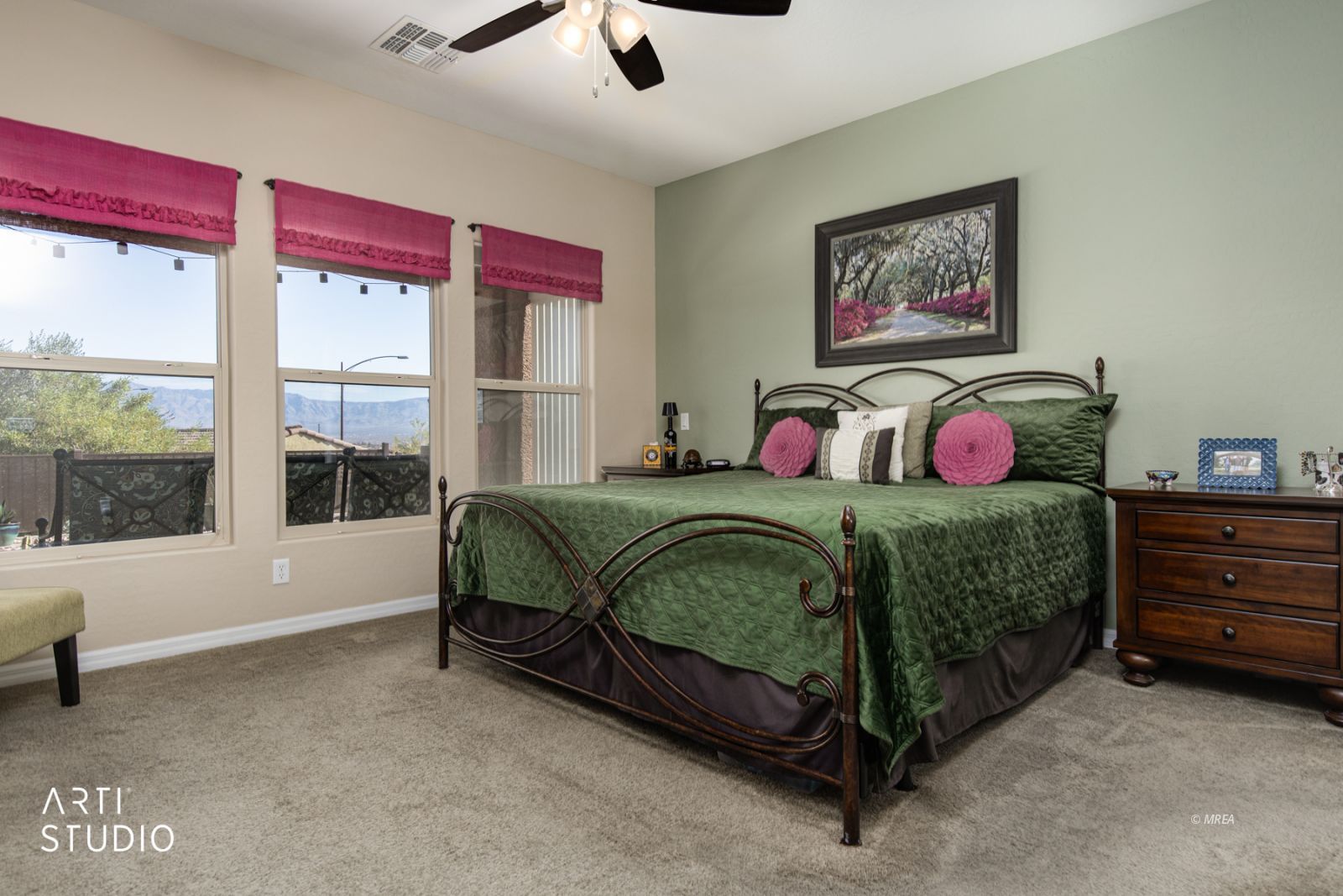 790  Country Grove Ln