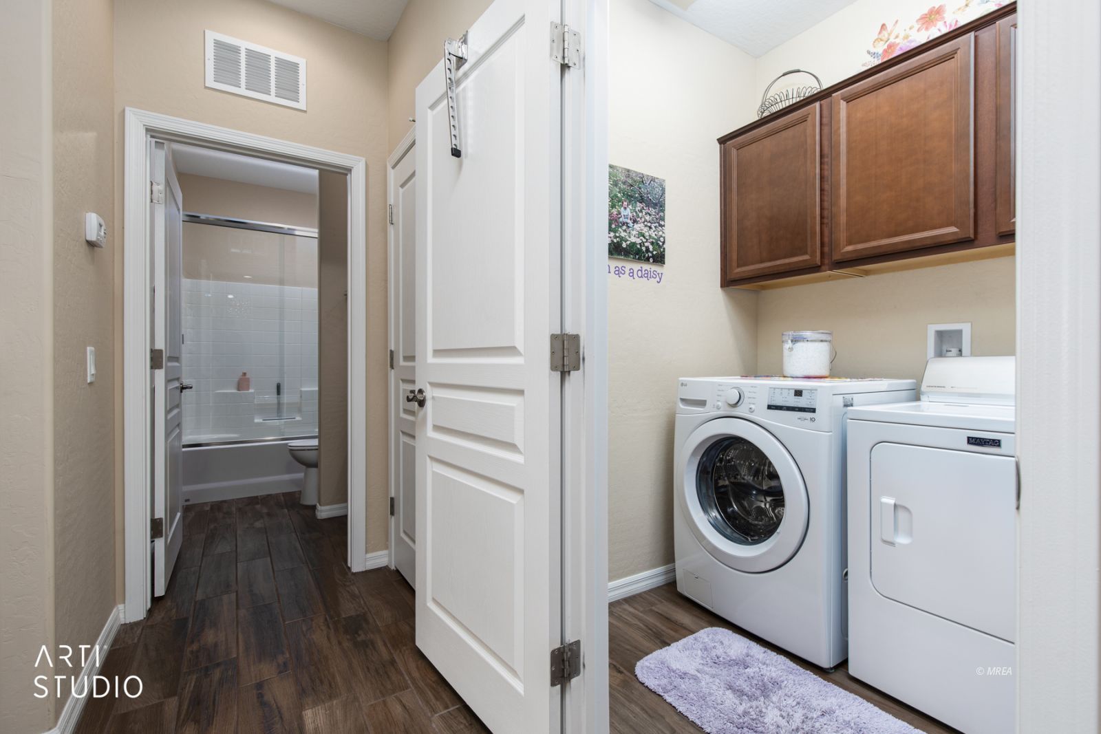 790  Country Grove Ln