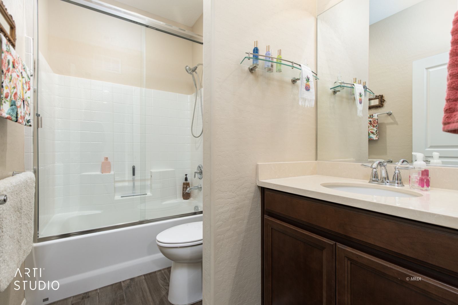 790  Country Grove Ln