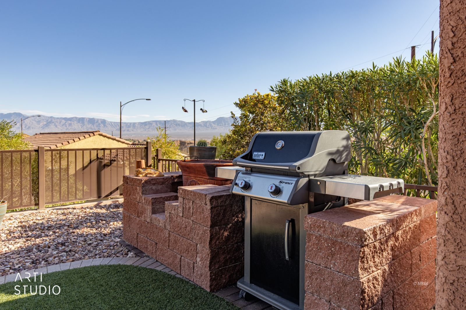 790  Country Grove Ln