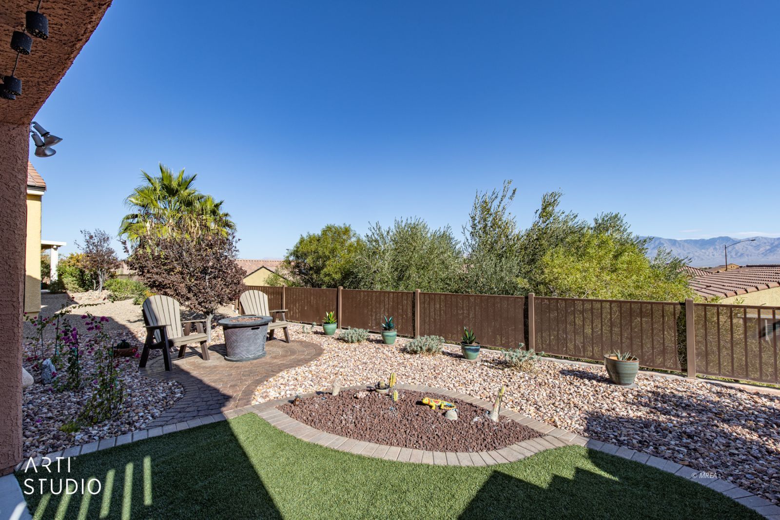 790  Country Grove Ln