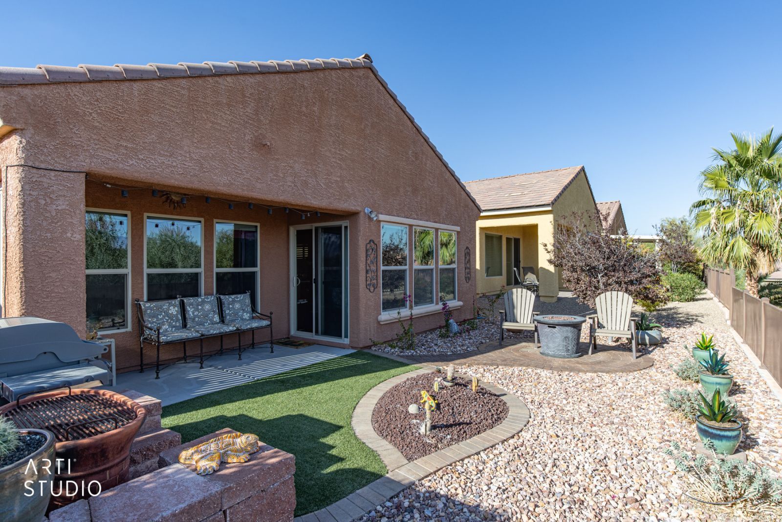 790  Country Grove Ln