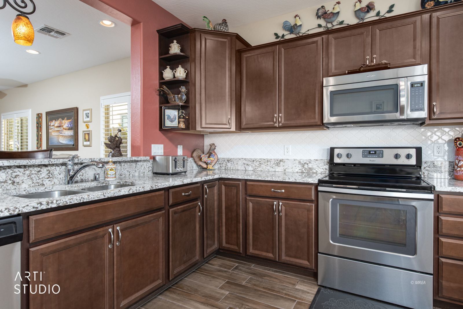 790  Country Grove Ln