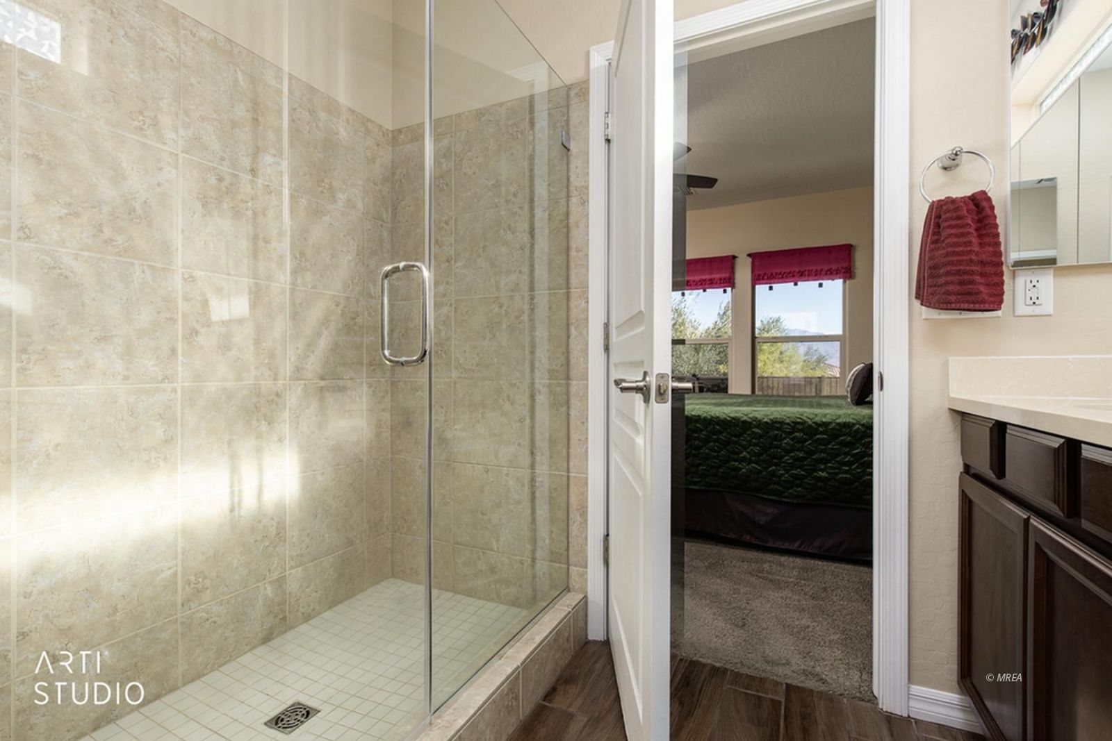 790  Country Grove Ln