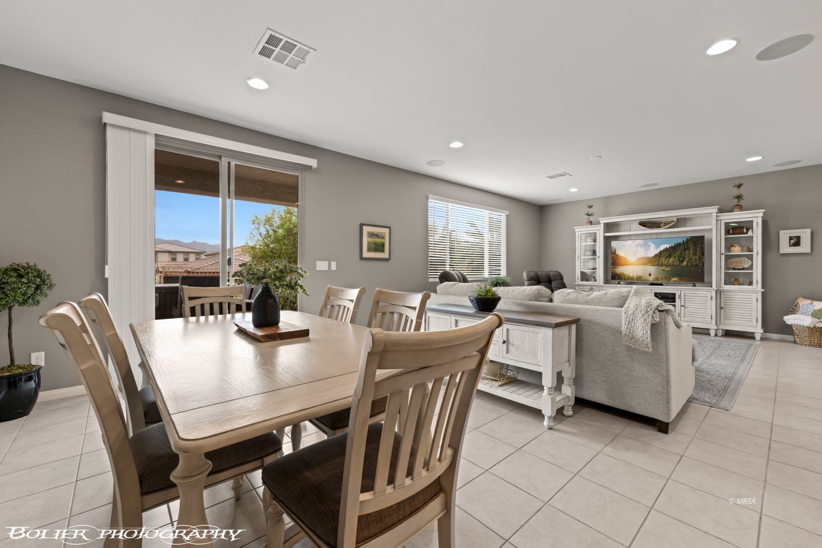 102  Parliament  Cyn 