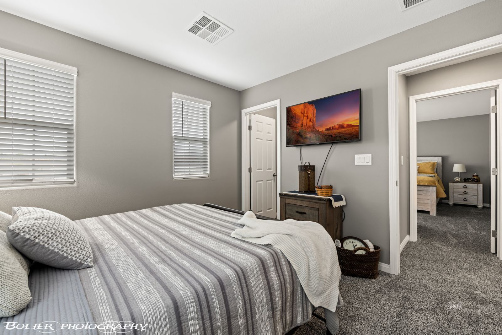 102  Parliament  Cyn 