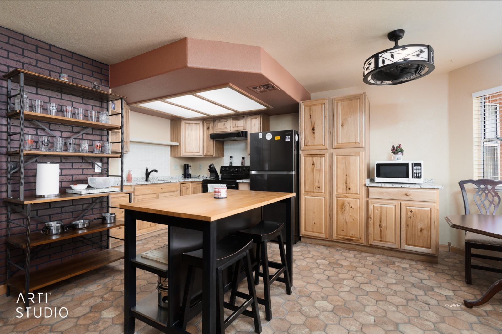 922  Mesquite Springs Dr #202