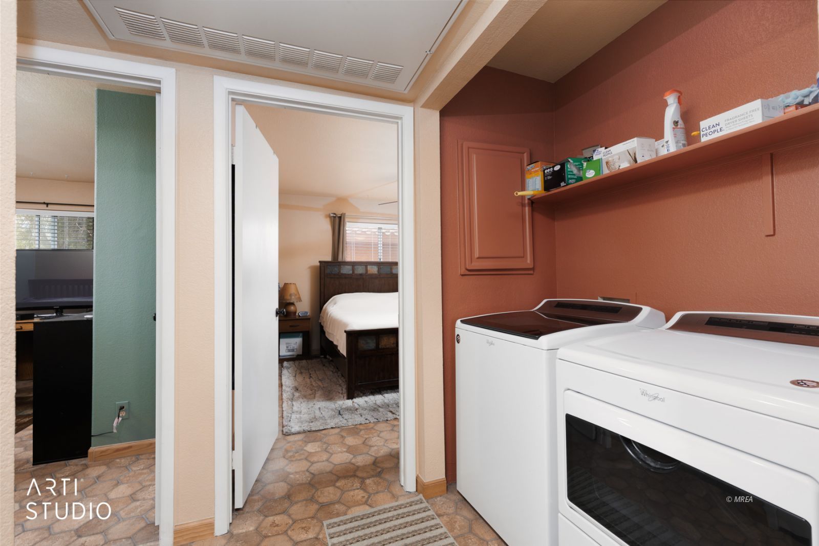 922  Mesquite Springs Dr #202