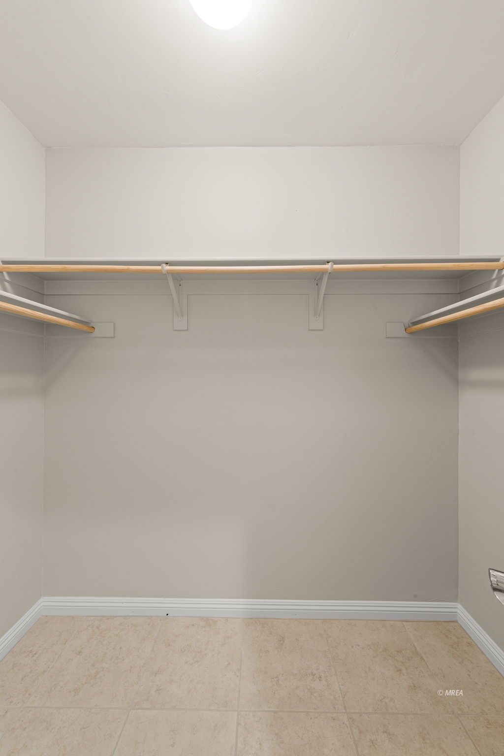 1355  Huntington Heights 