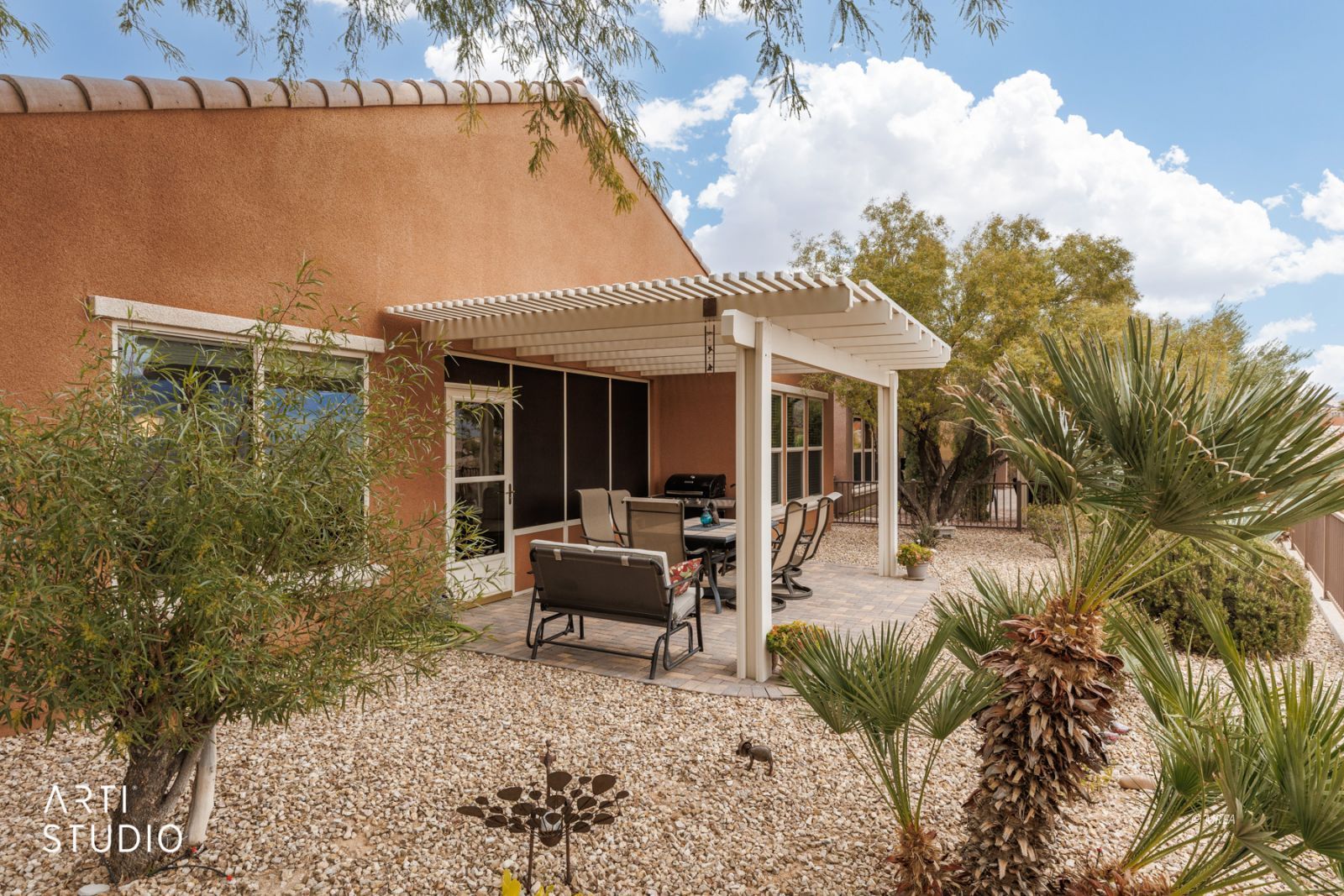 1292  Heritage Heights 