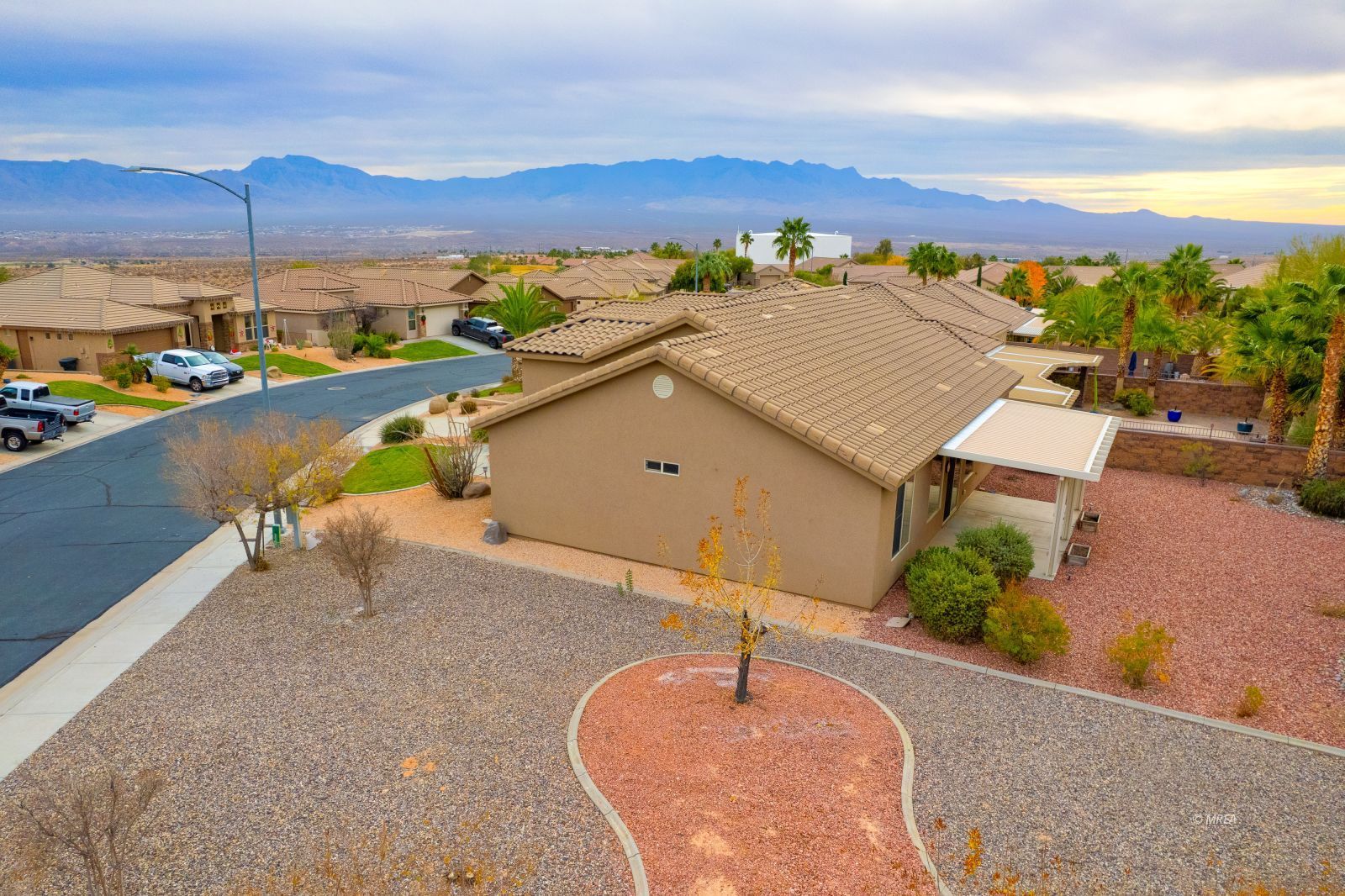 1407  Vista Del Ciudad Dr