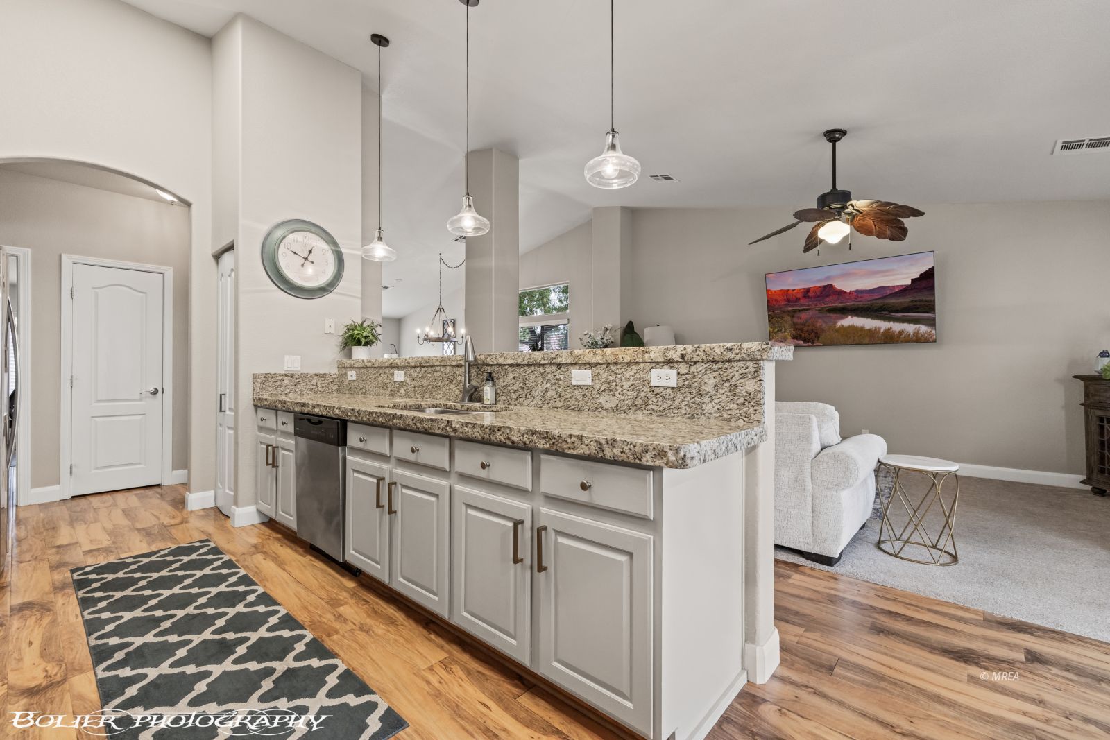 1231  Indian Wells Rd