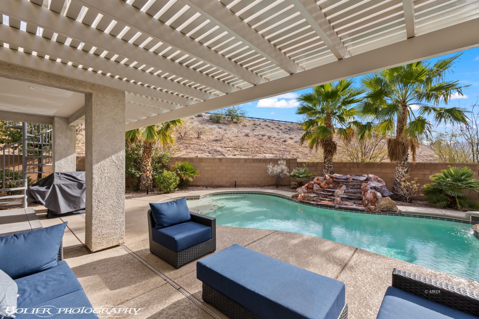 400  Paradise Pkwy  #127