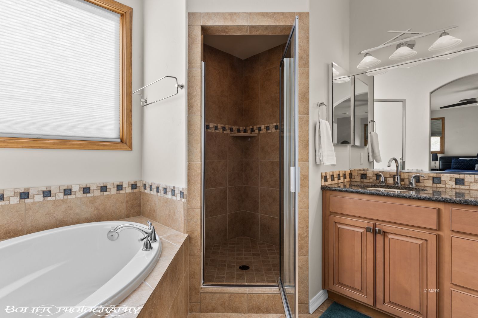 400  Paradise Pkwy  #127