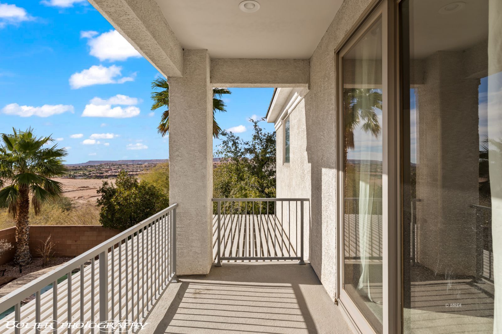 400  Paradise Pkwy  #127