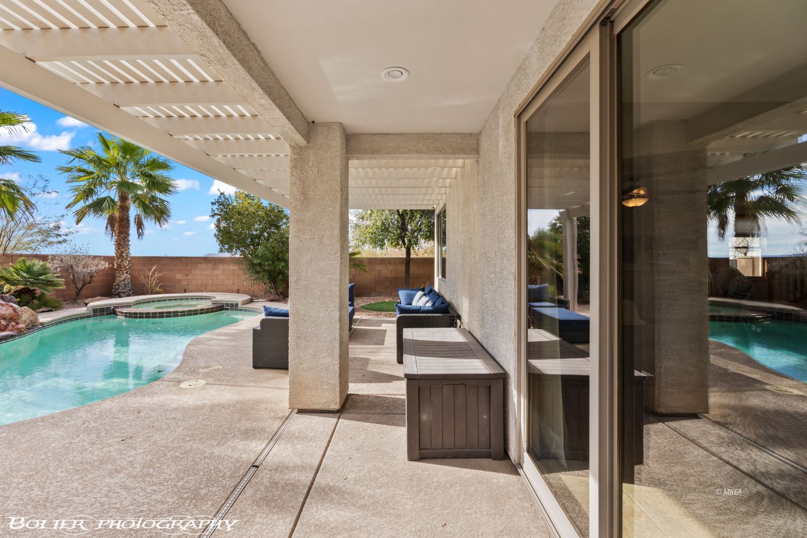 400  Paradise Pkwy  #127