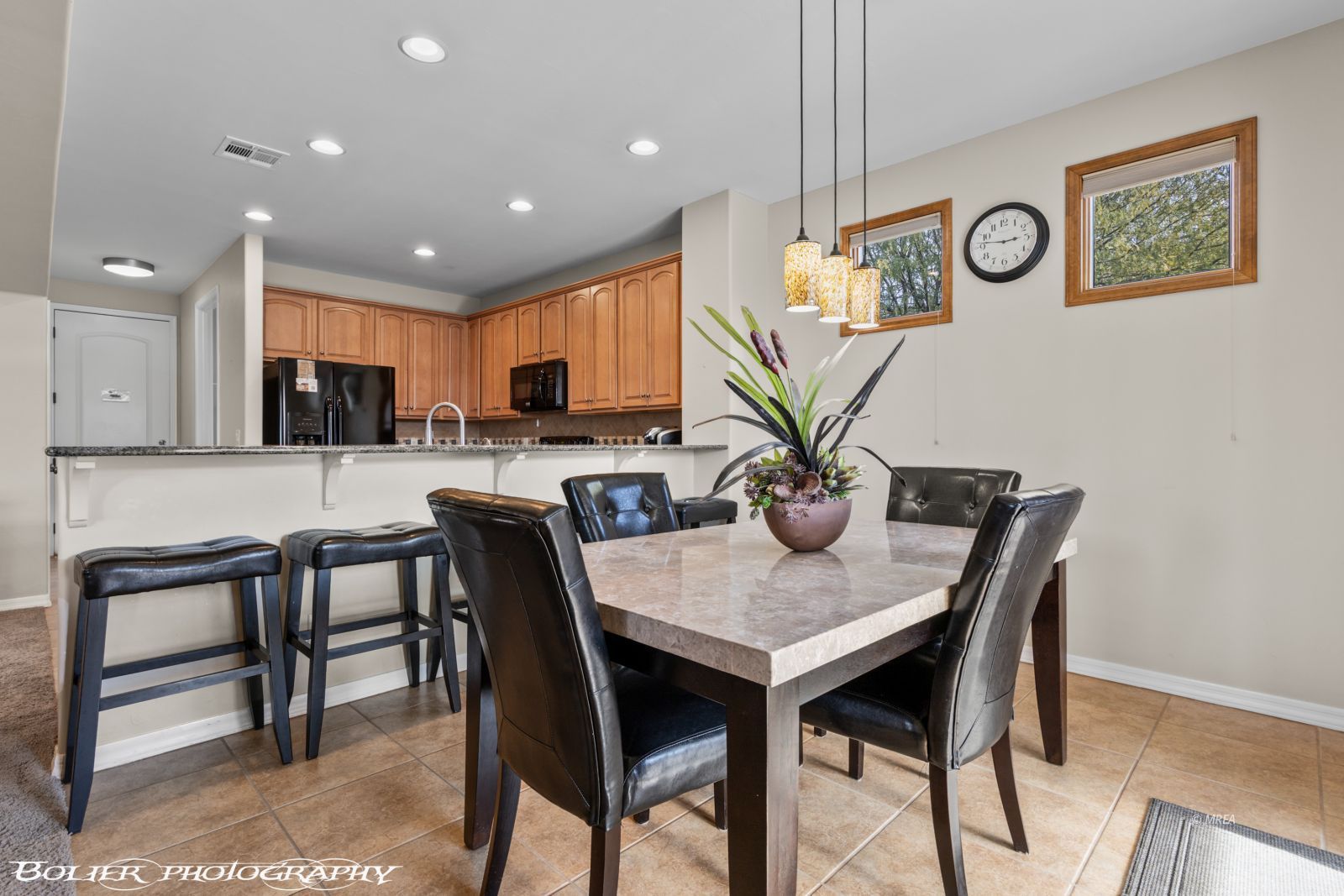 400  Paradise Pkwy  #127