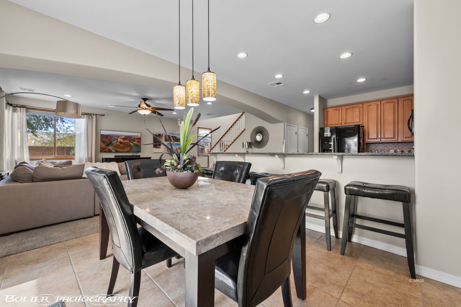 400  Paradise Pkwy  #127