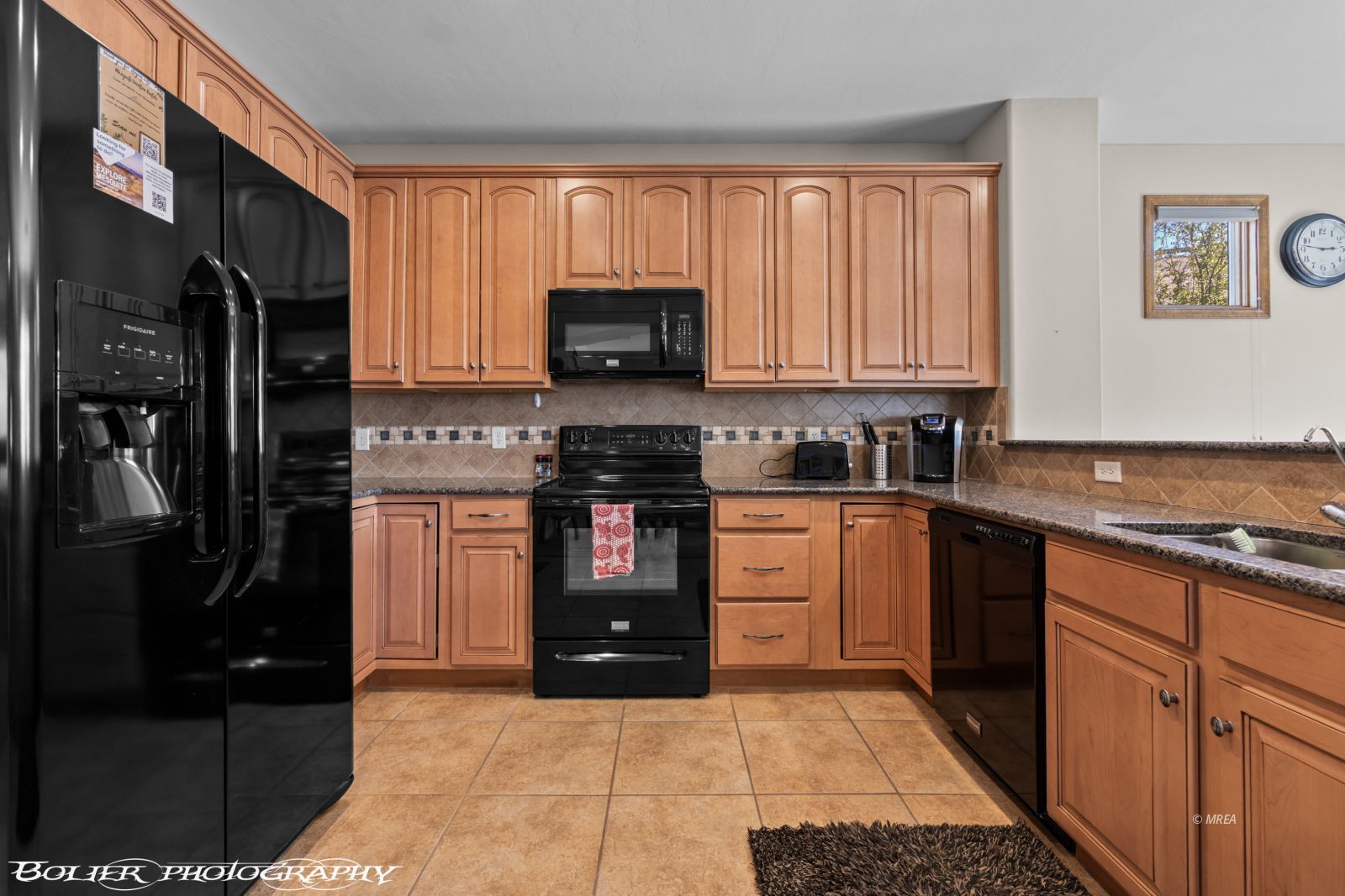 400  Paradise Pkwy  #127