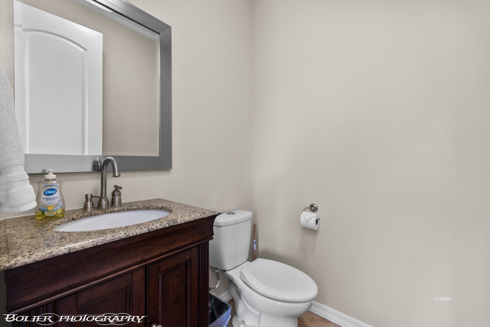 400  Paradise Pkwy  #127