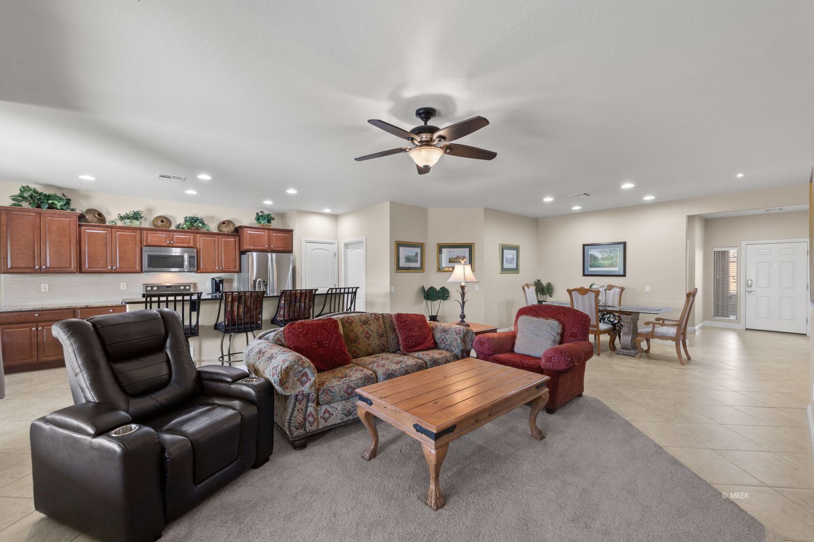 1140  Waterfall View 