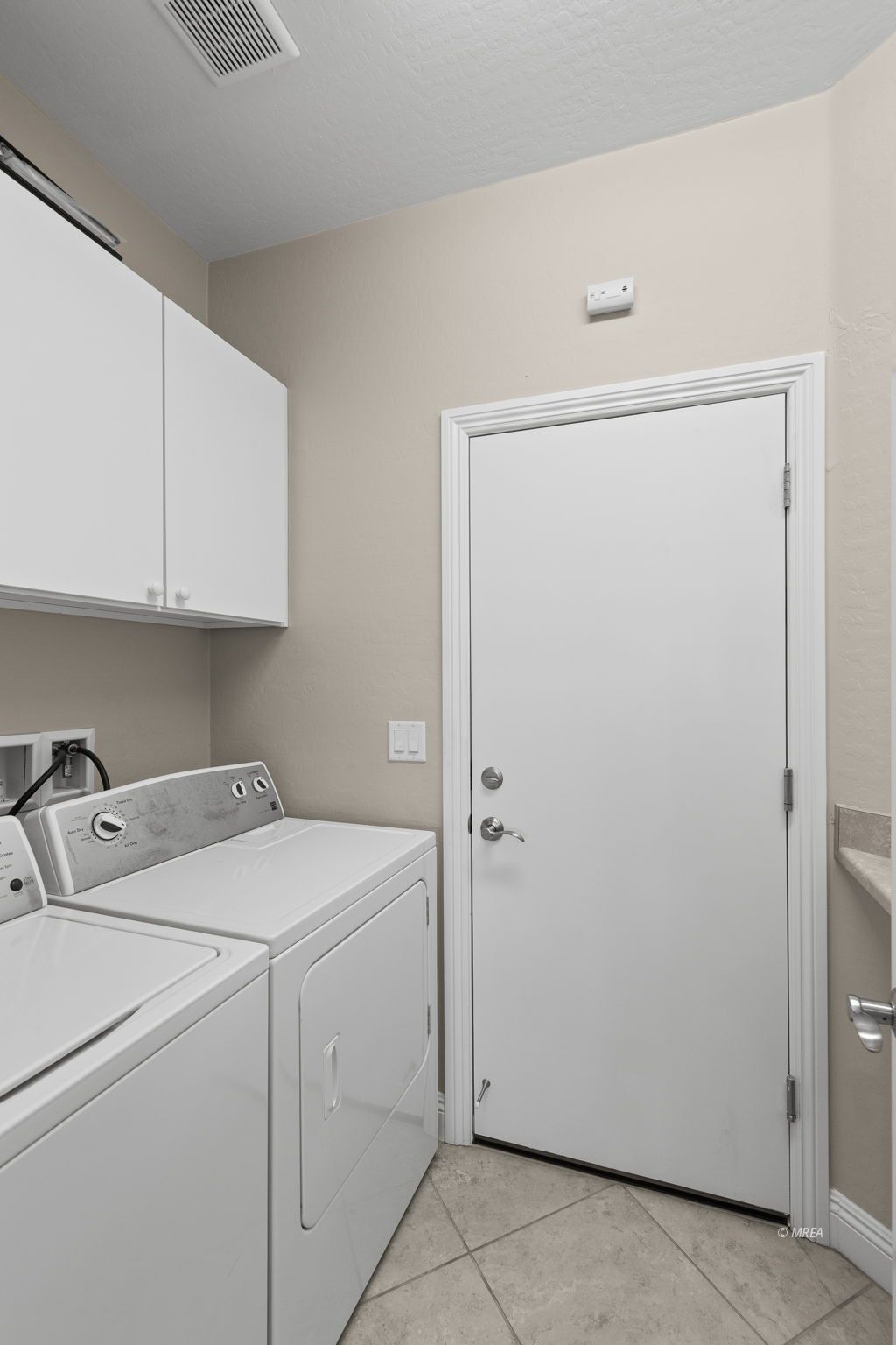 1140  Waterfall View 