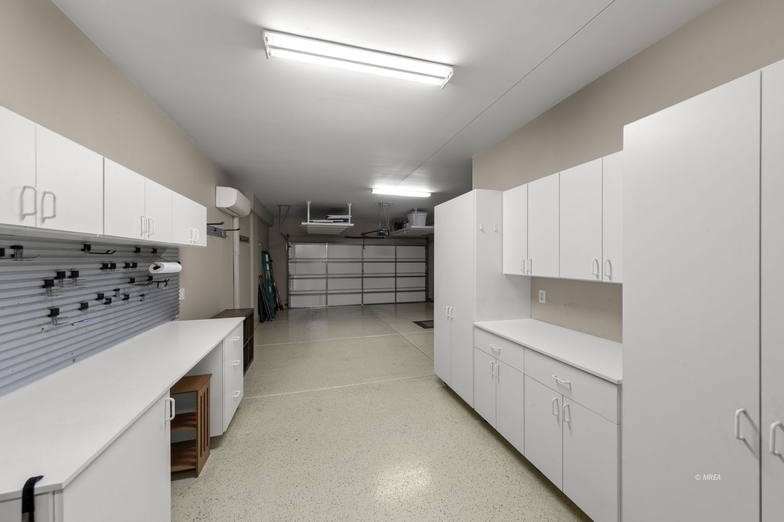 1140  Waterfall View 