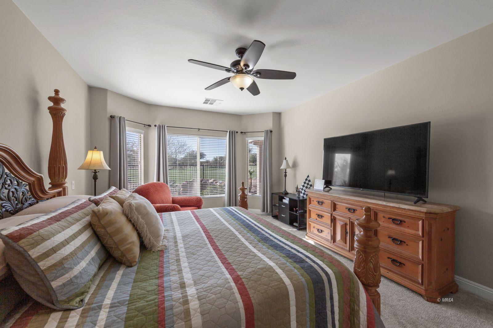 1140  Waterfall View 