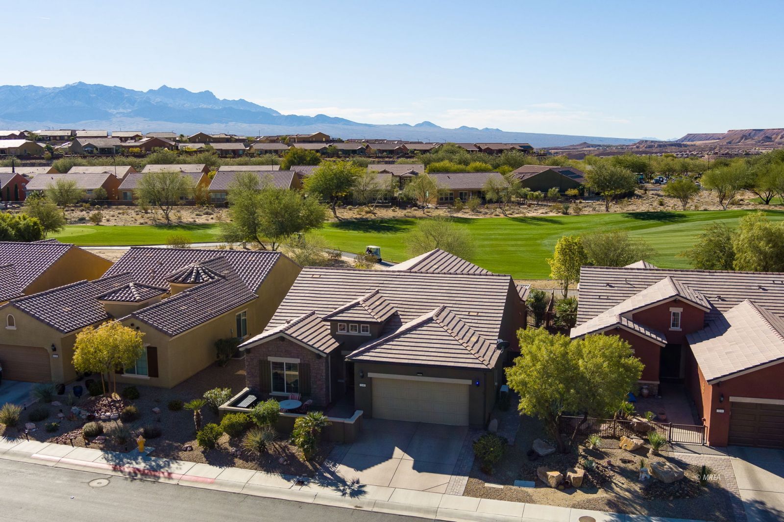 1140  Waterfall View 