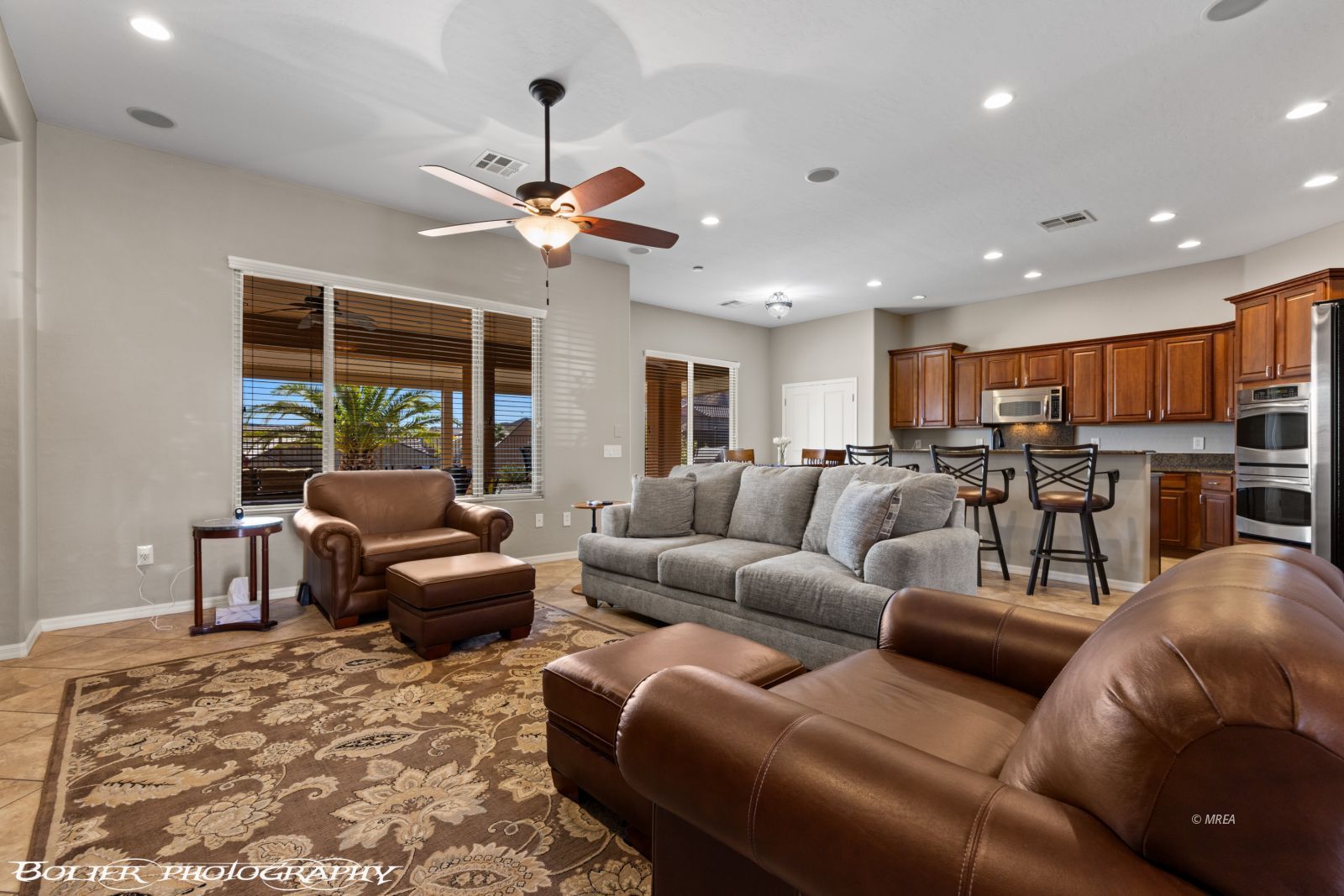 1540  Sandstone Bluffs VW 