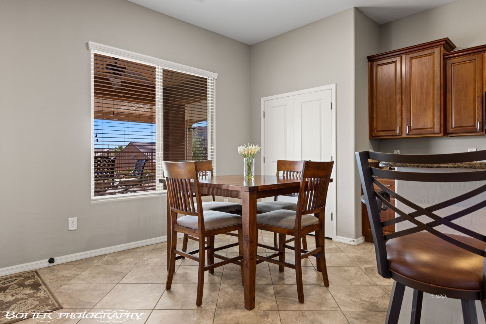 1540  Sandstone Bluffs VW 