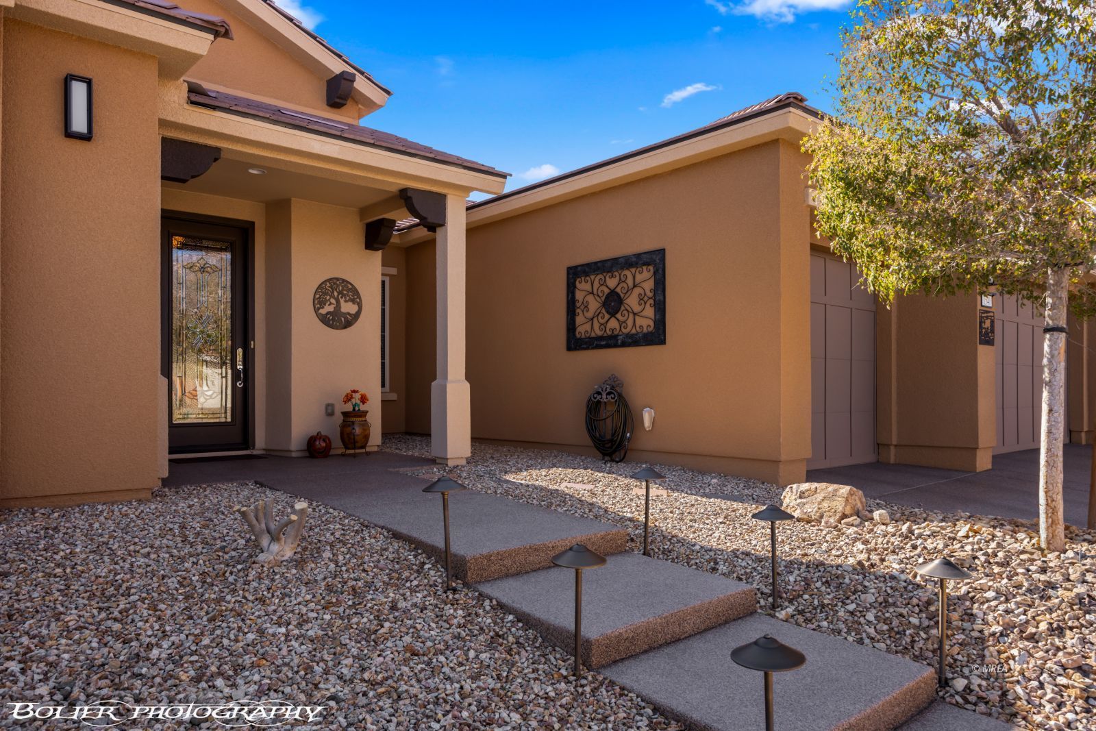 1540  Sandstone Bluffs VW 