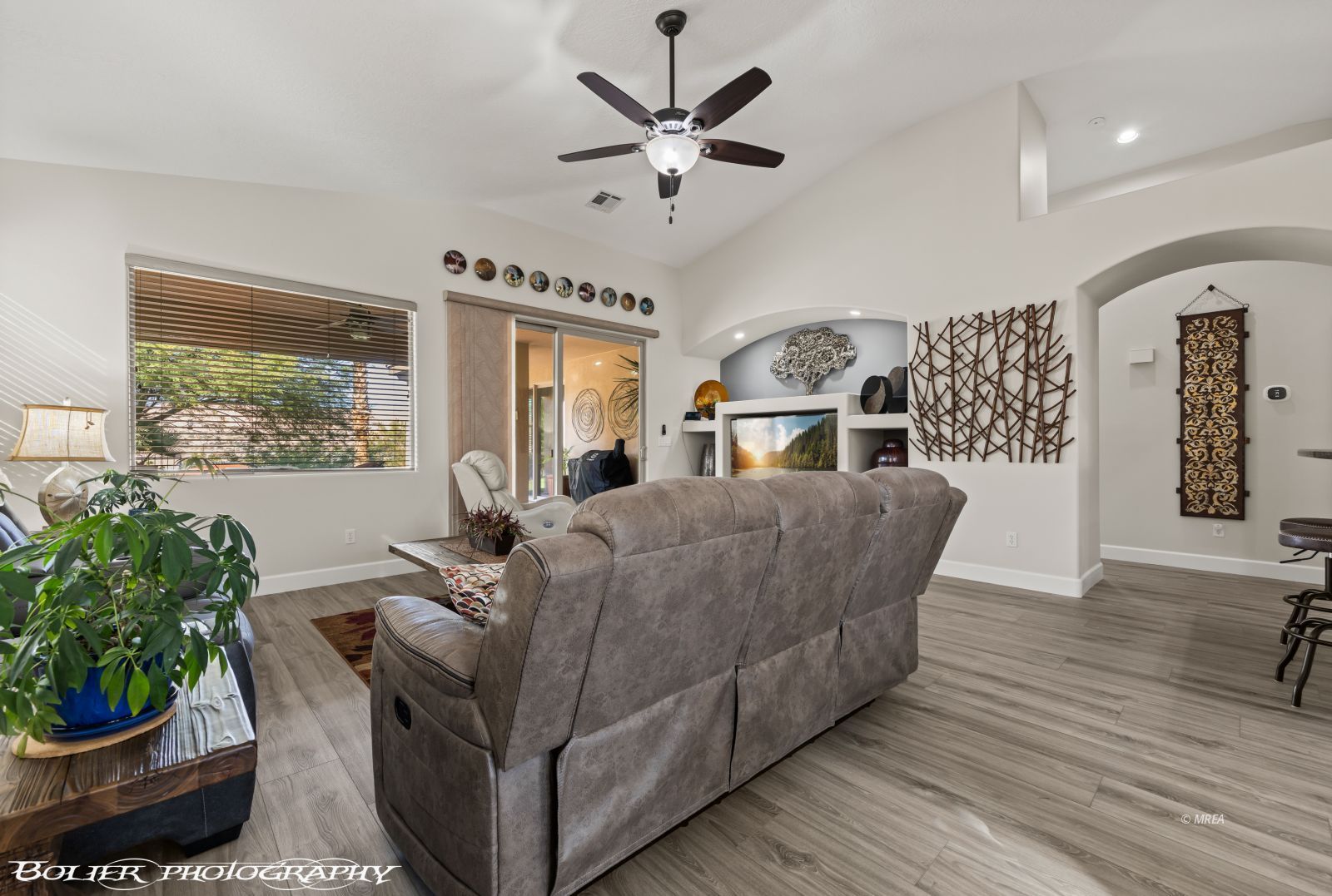 505  Highland View Ct