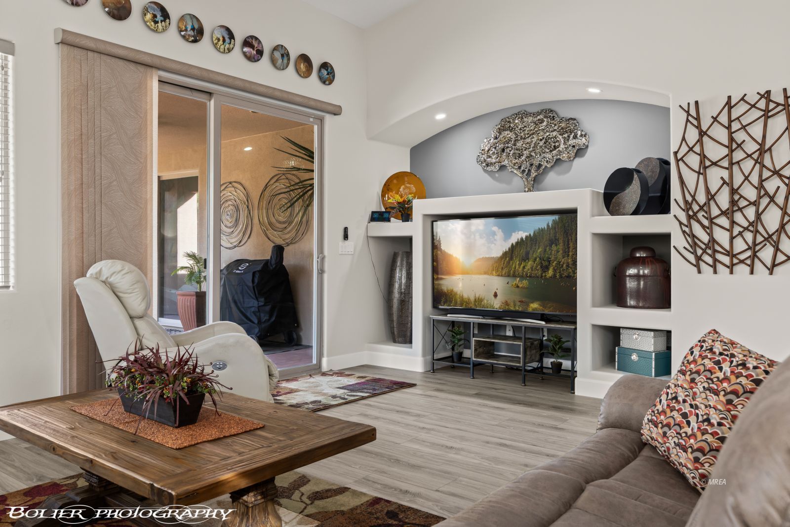 505  Highland View Ct