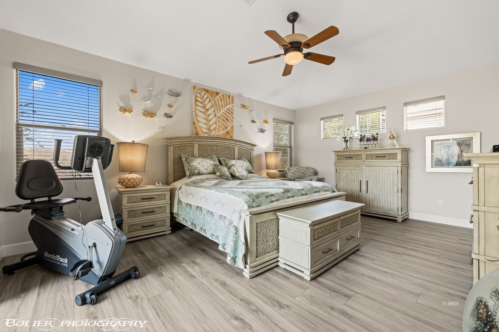 505  Highland View Ct