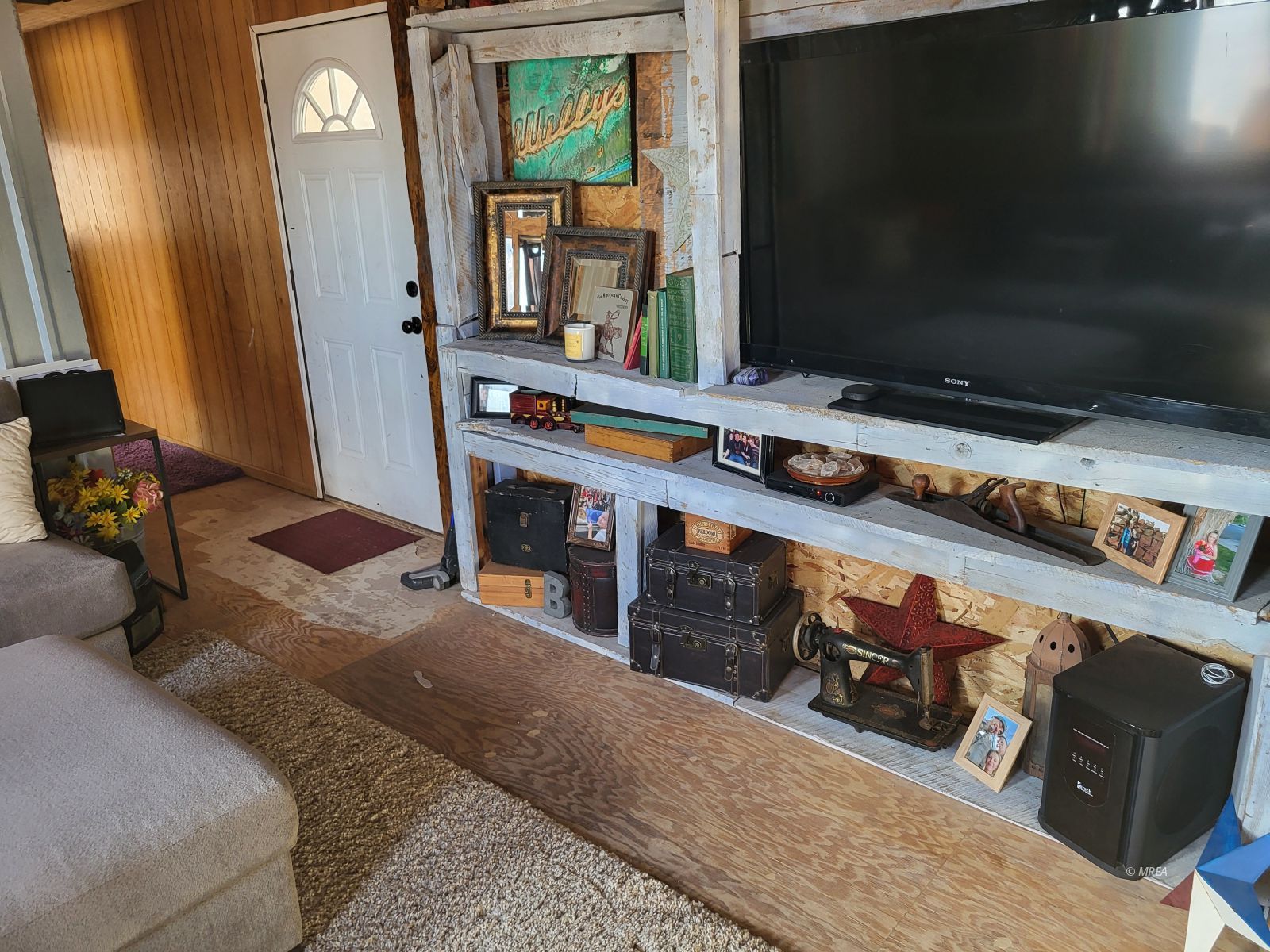 525 W Cottonwood Ave