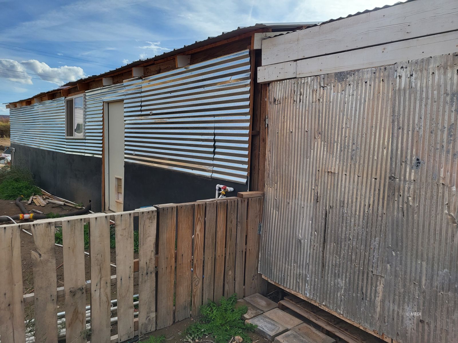 525 W Cottonwood Ave