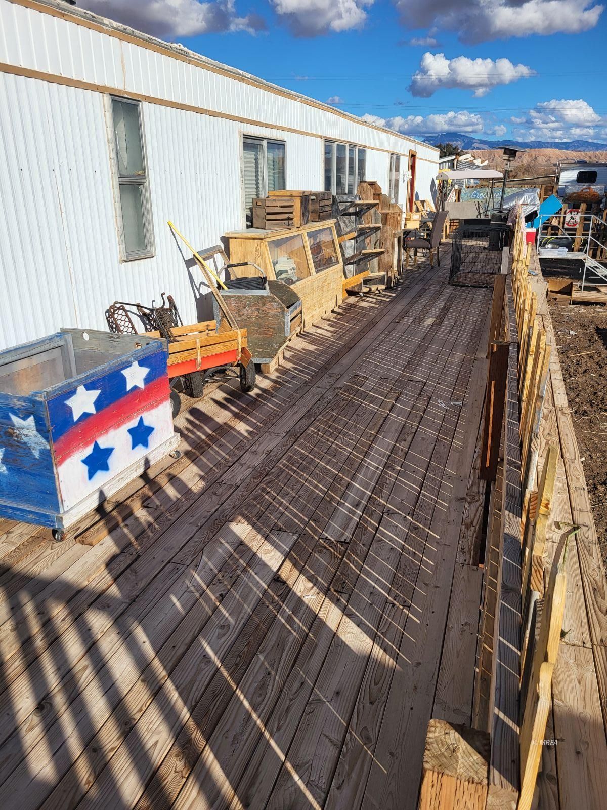 525 W Cottonwood Ave