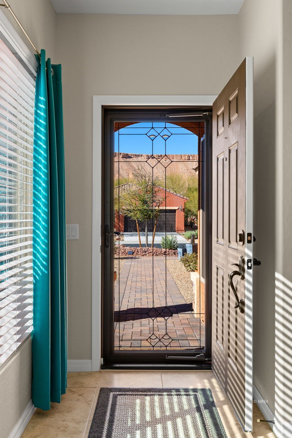 597  Bridle Path Cir