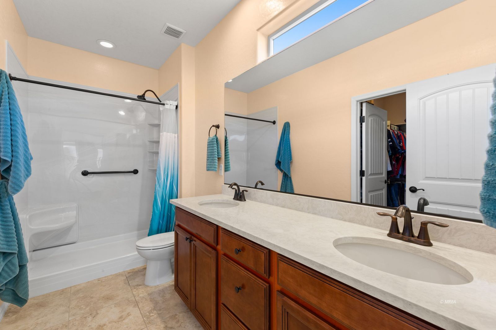 597  Bridle Path Cir